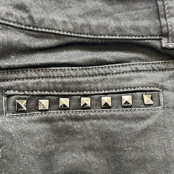 NWT New York and Company Jet Black Studded Jeans - Picture 3 of 5